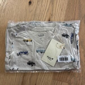 Kyte Baby Vintage Cars V-Neck Tee 4T NWT